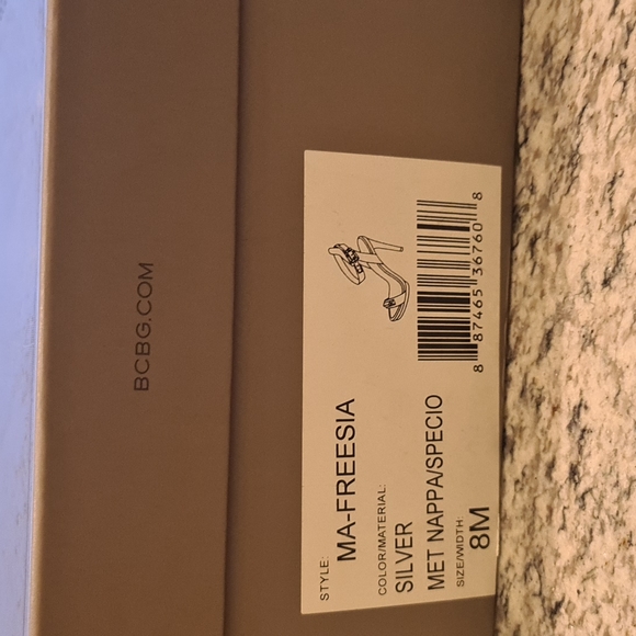 Shoes - Picture 7 of 7